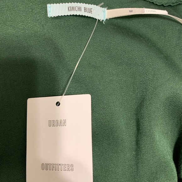 KIMCHI BLUE green clover wrap dress NWT medium - Picture 5 of 5